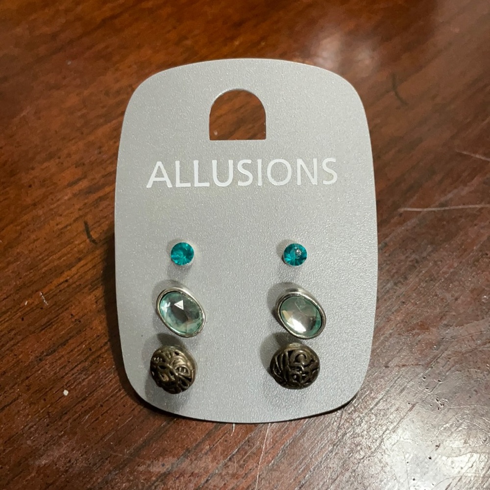 Earring trio